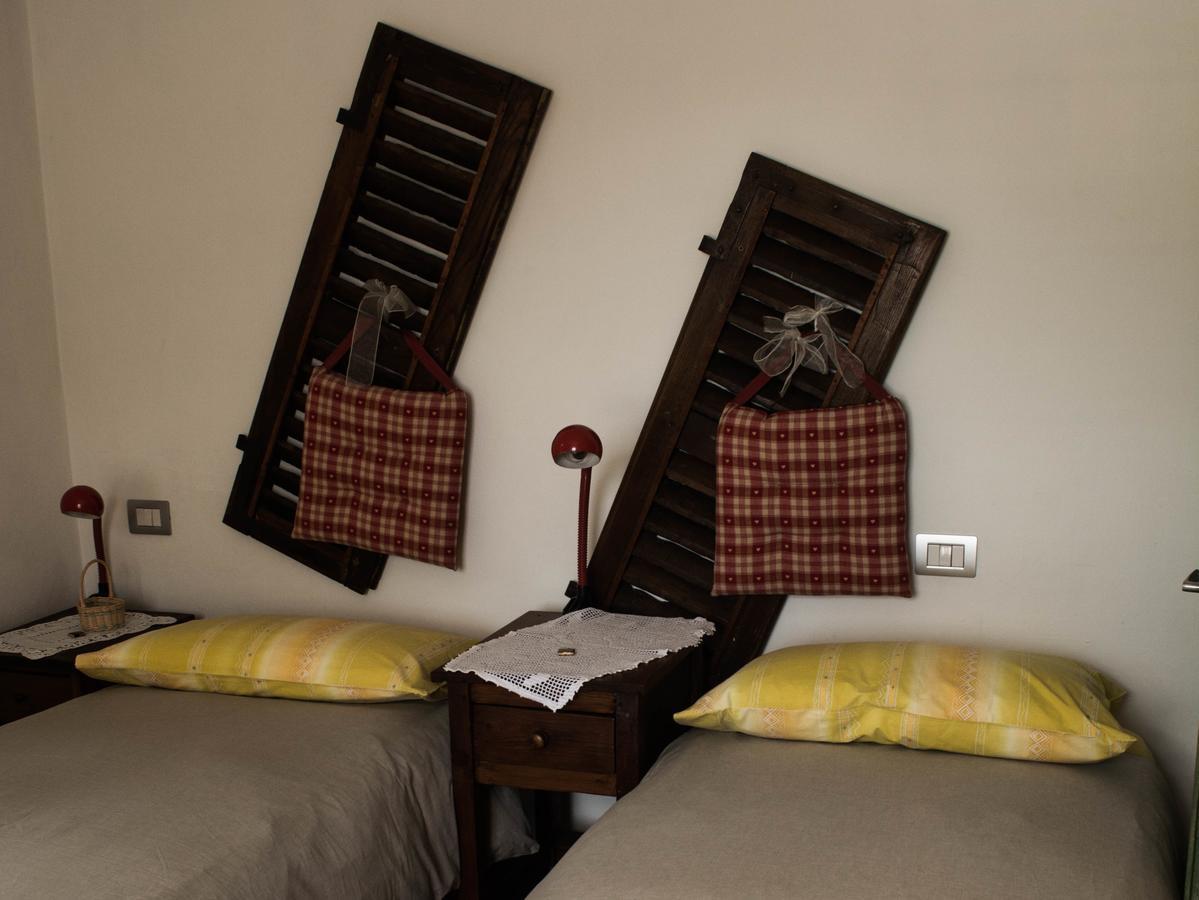La Peiro Douco Guest House Roure Turin Exterior photo